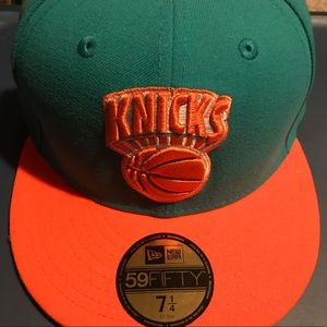 New era fitted limited edition NY Knicks